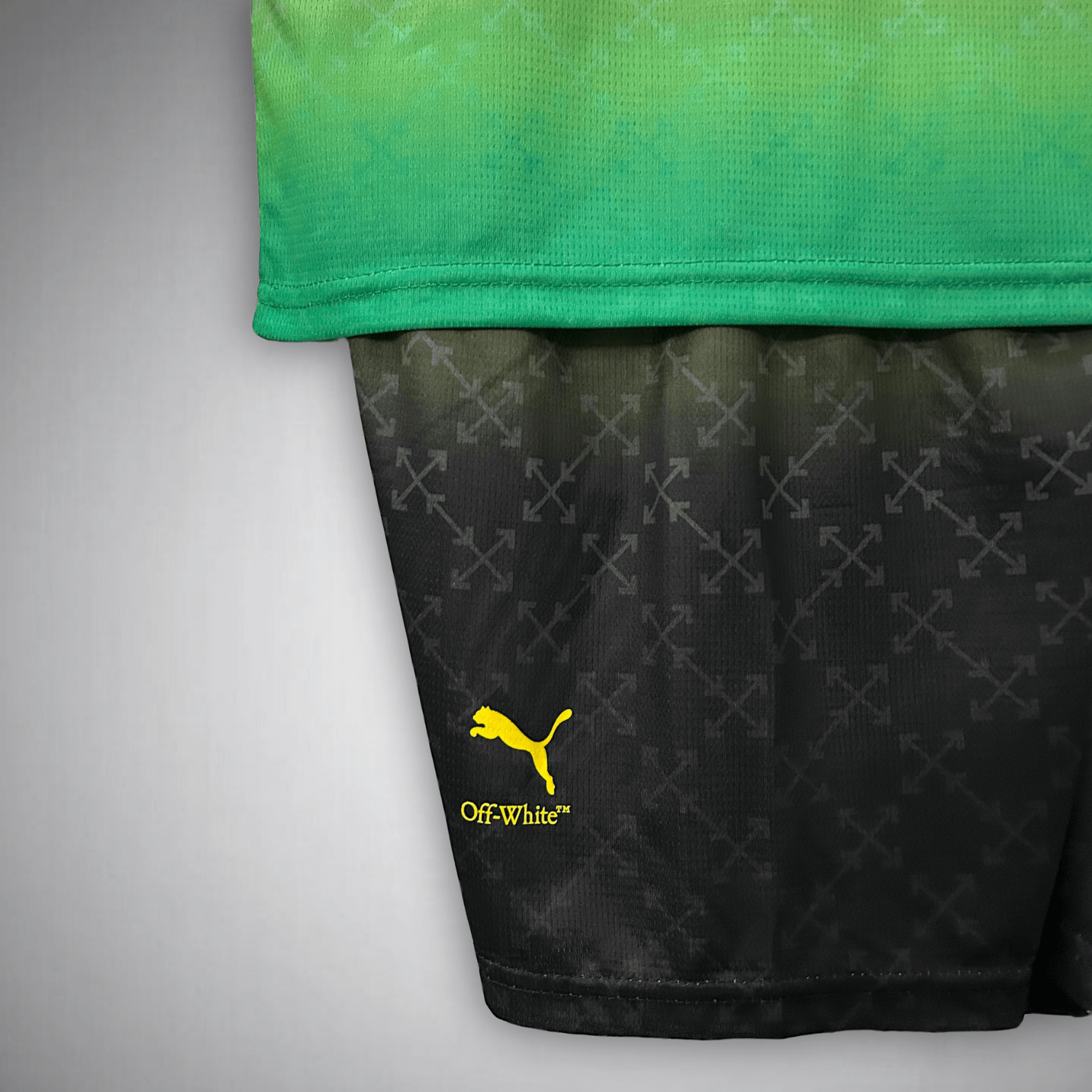 AC Milan Off-White Kids Football Kit - Diavoli