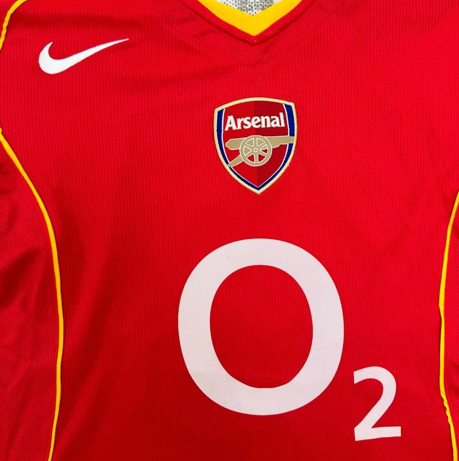 2004/2005 Arsenal Home Retro Kit